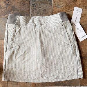 Athleta Brooklyn 16” athletic skort woman 10 NEW tennis pickleball vacay gray